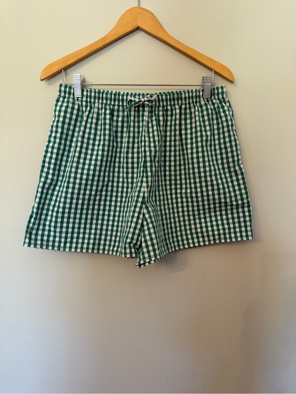 Wayf Green and White Gingham Elastic Shorts size medium
